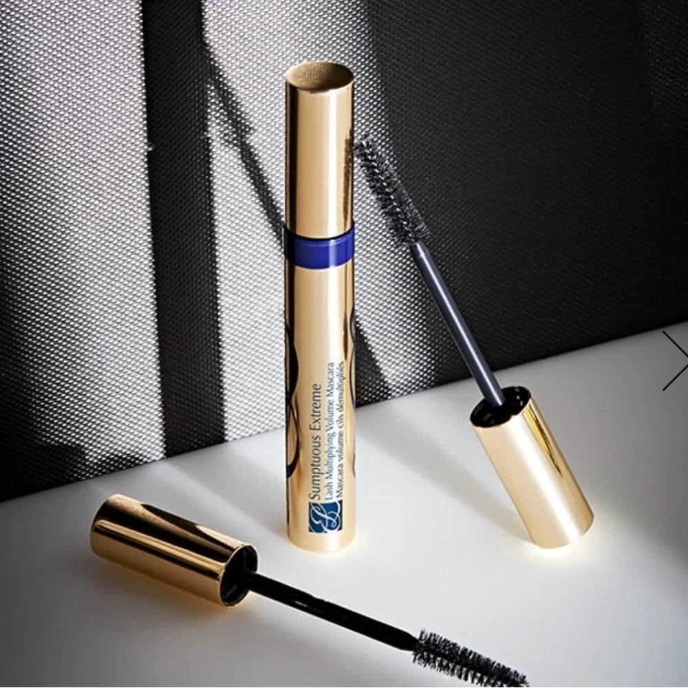 Estée Lauder Sumptuous Extreme Lash Multiplying Volume Mascara full size
